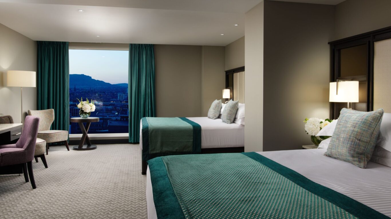 TheGrandCentralHotel_Bedroom_1_Jack_Hardy_2018 (1)
